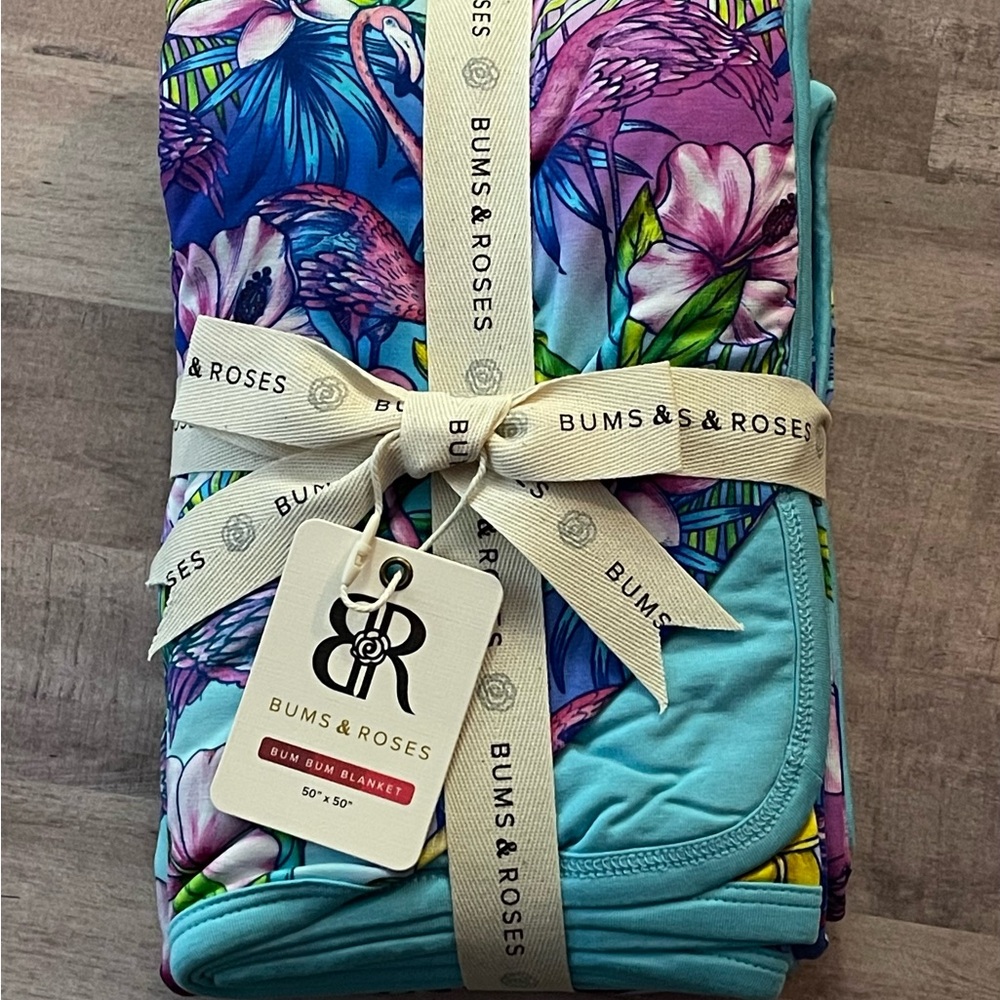 Bums & Roses Flocking Fabulous Blanket